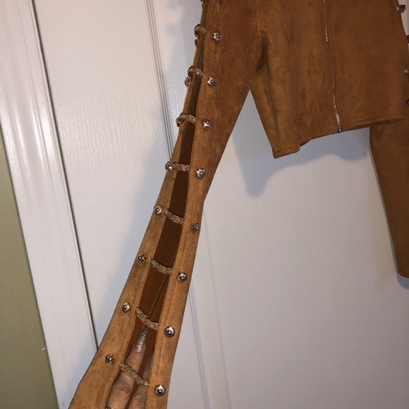 Oh Polly Suede 2 piece - Picture 8 of 8